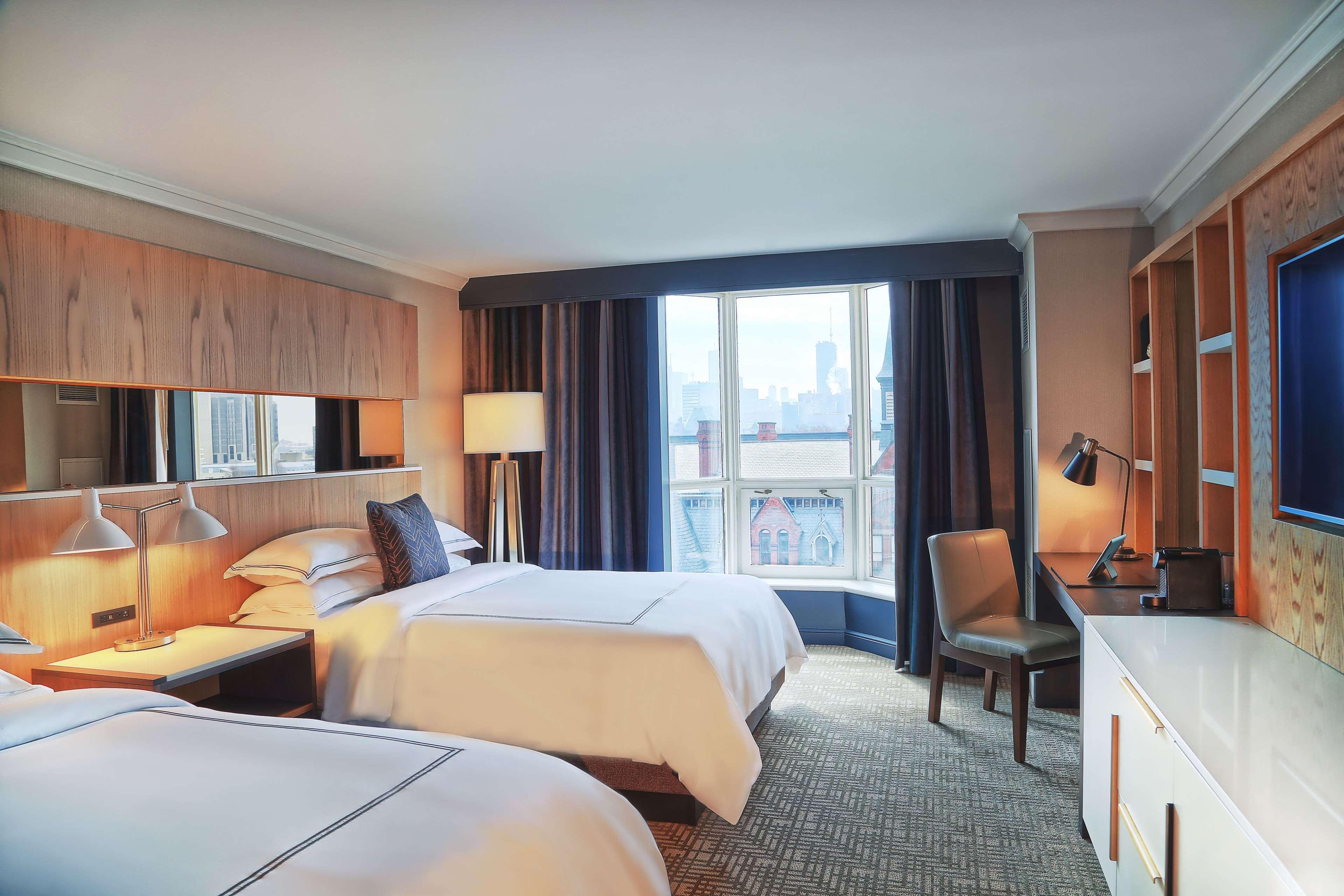 The Yorkville Royal Sonesta Hotel トロント エクステリア 写真