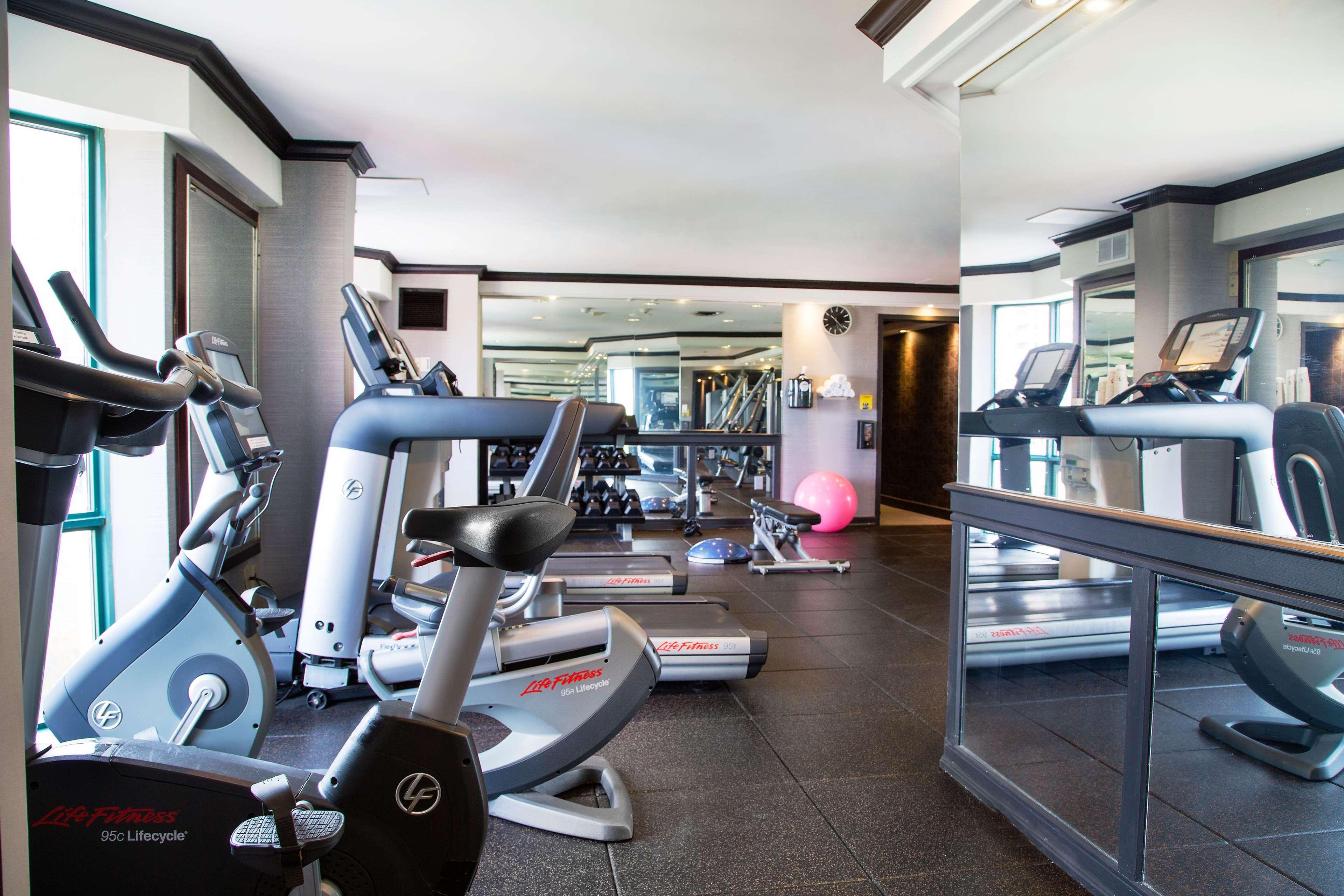 The Yorkville Royal Sonesta Hotel トロント エクステリア 写真